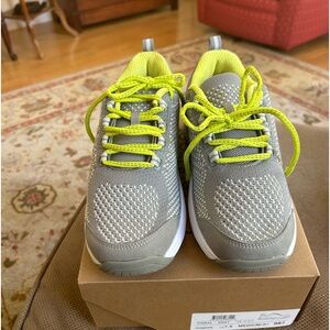 Ortho-cushion walking sneaker.